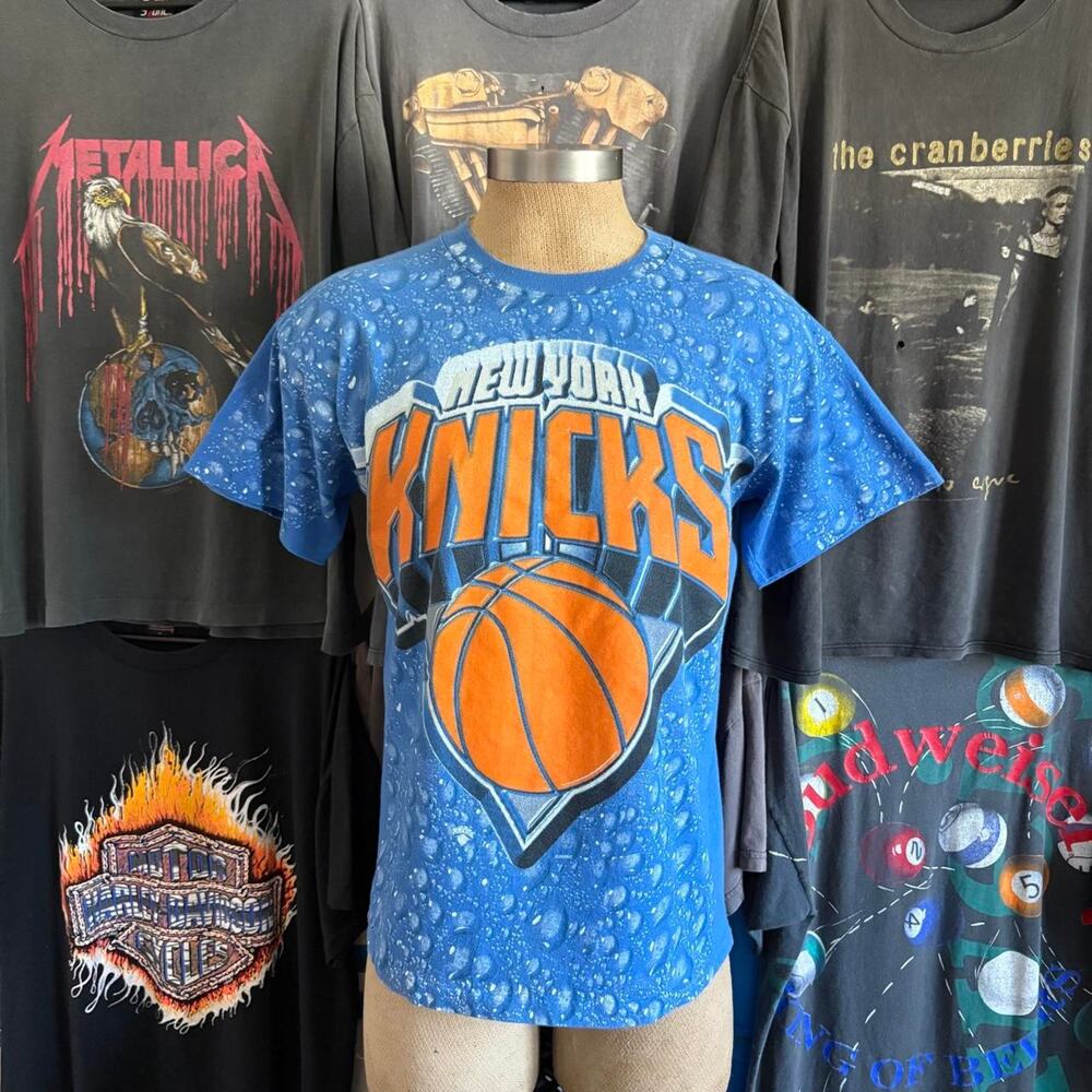 Vintage 1990s New York Knicks Magic Johnson AOP T-shirt